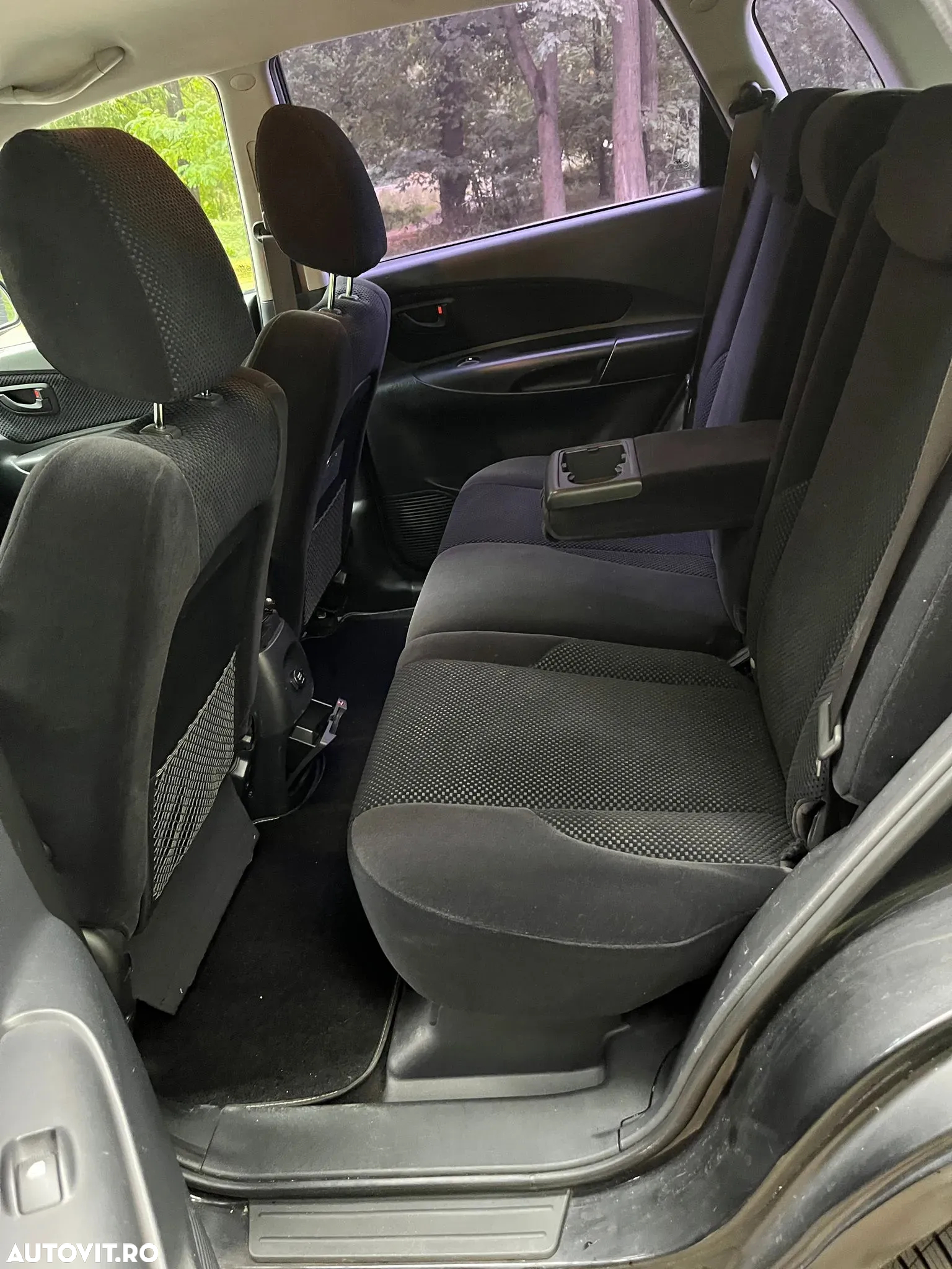 Hyundai Tucson 2.0 CRDI VGT 2WD Automatik GLS - 27