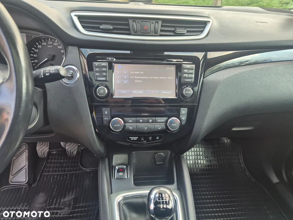 Nissan Qashqai 1.6 DIG-T N-Connecta - 18