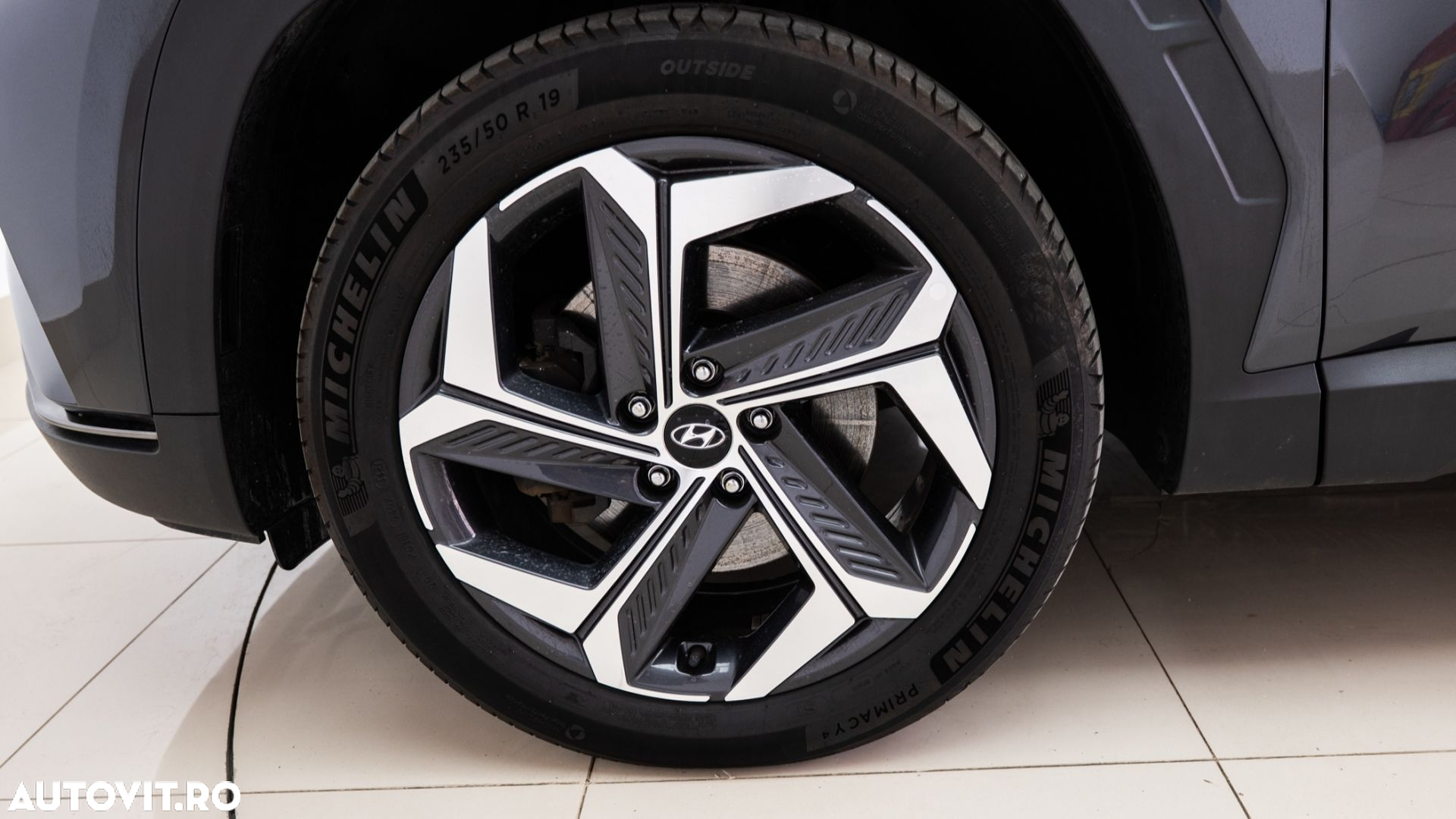 Hyundai Tucson - 10