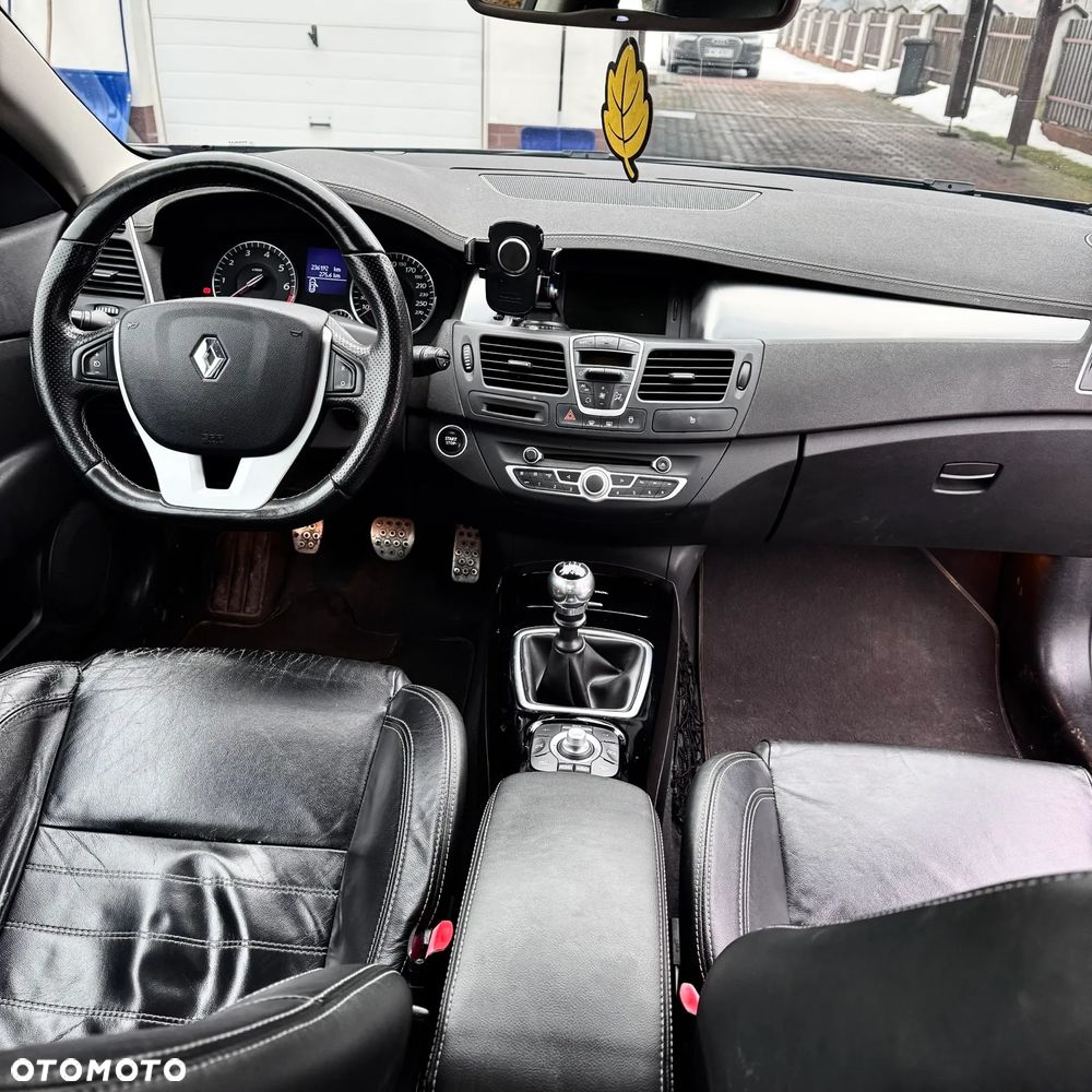 Renault Laguna 2.0T GT - 17