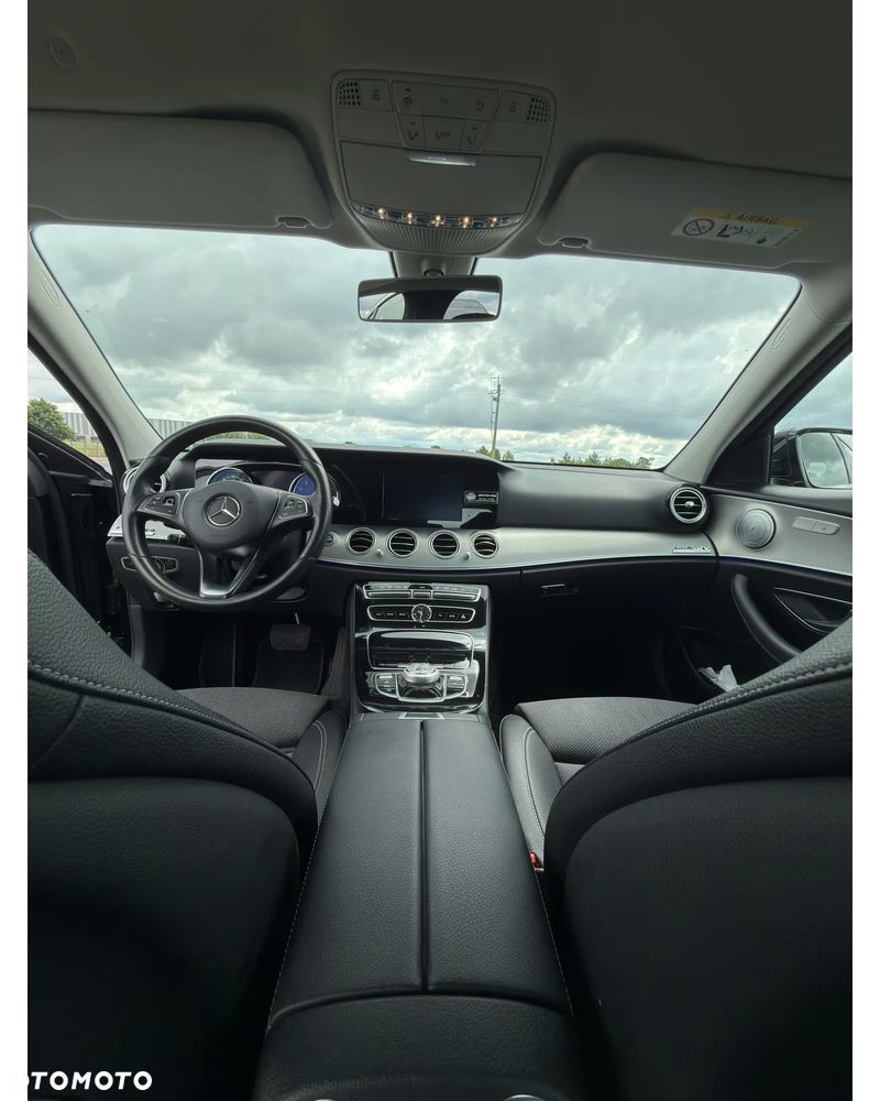 Mercedes-Benz Klasa E 200 9G-TRONIC Avantgarde - 29