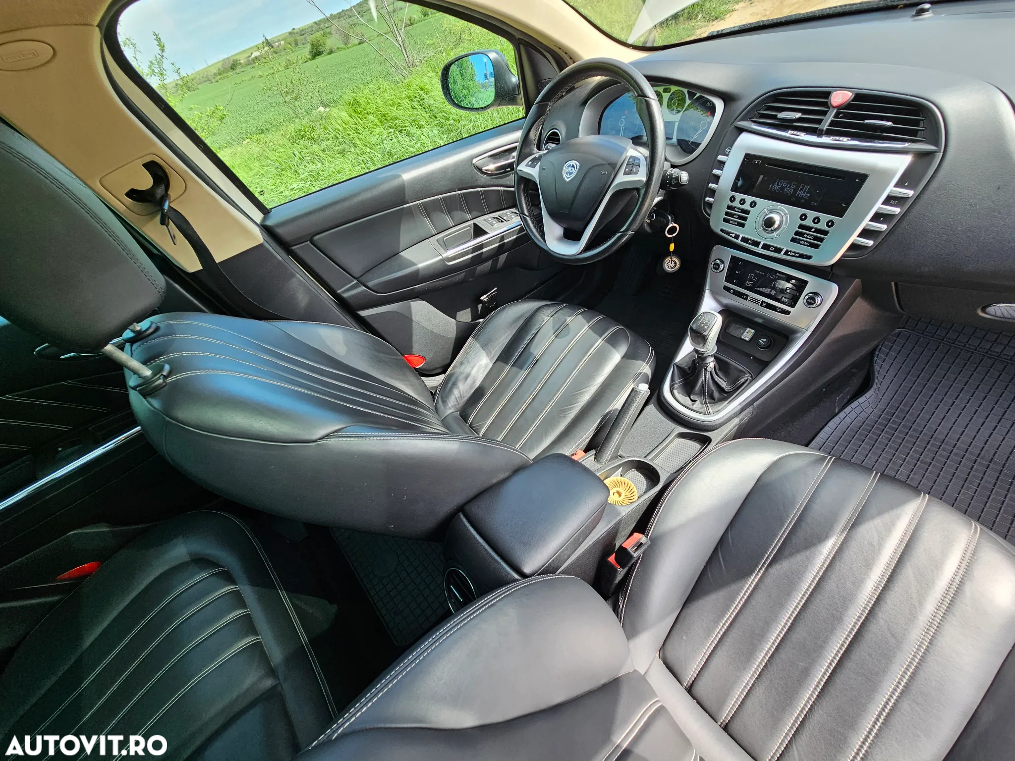 Lancia Delta 1.9 MultiJet Platino - 10