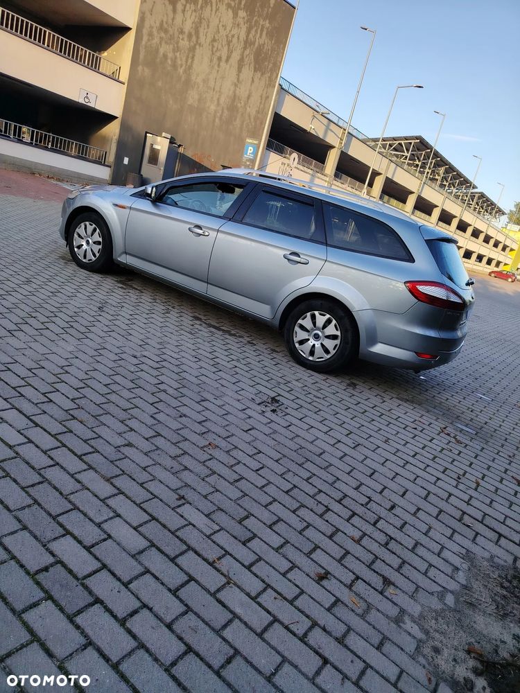 Ford Mondeo - 24