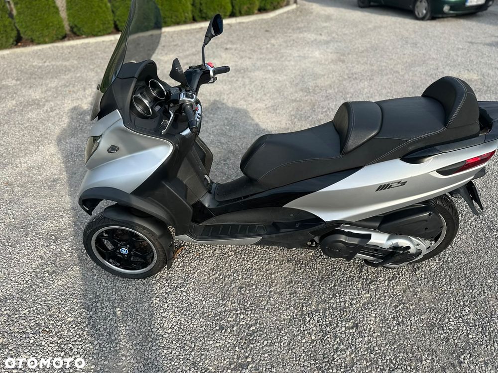 Piaggio MP-3 - 6