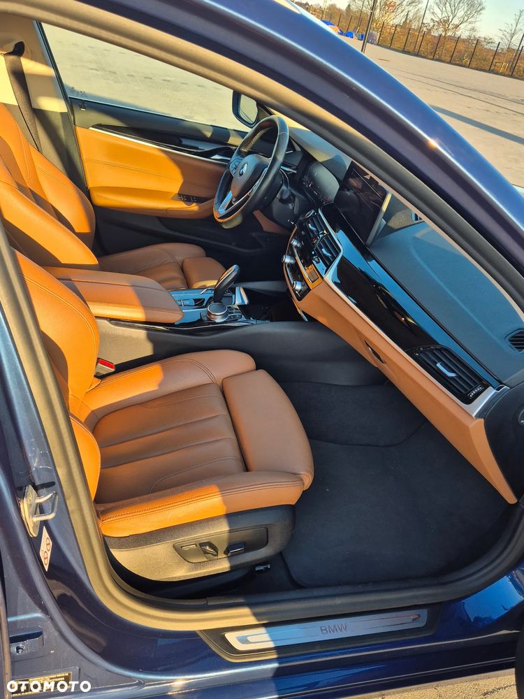 BMW Seria 5 520d Sport Line sport - 20