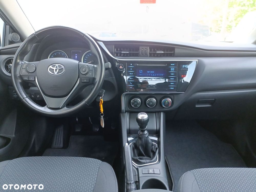 Toyota Corolla 1.6 Premium EU6 - 13