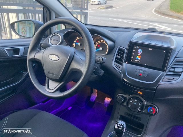 Ford Fiesta - 13