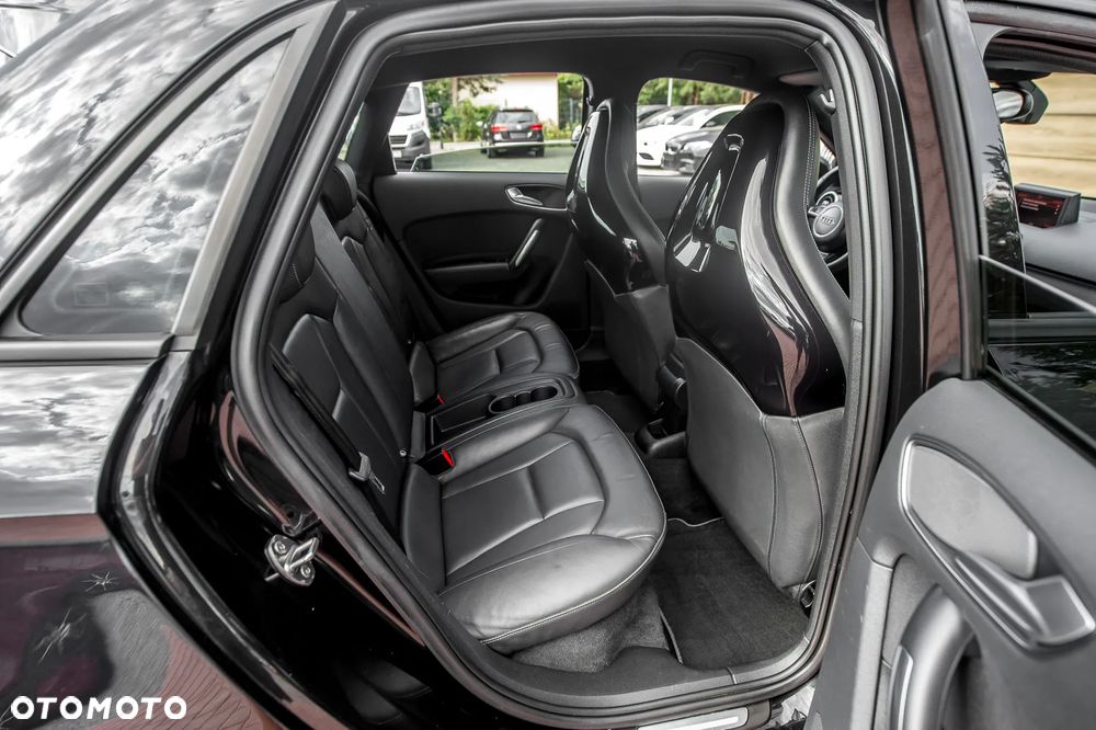 Audi A1 Sportback 1.4 TFSI S tronic S line edition m S line Sportpaket - 19