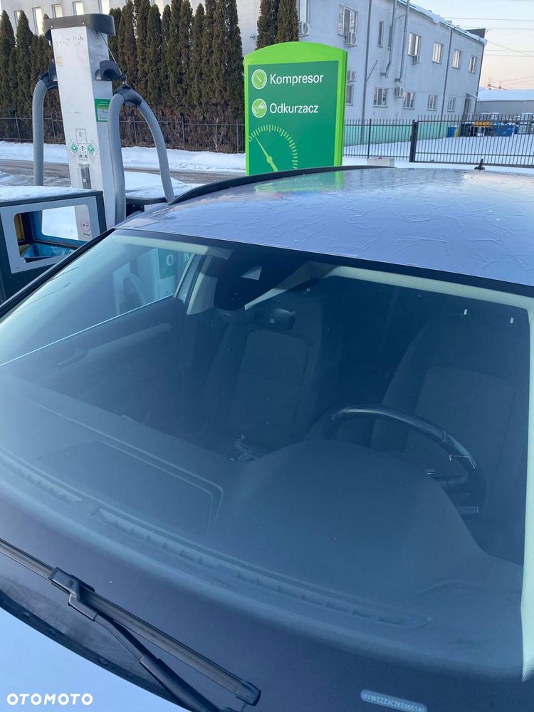 Volkswagen Passat 2.0 TDI SCR Comfortline - 14