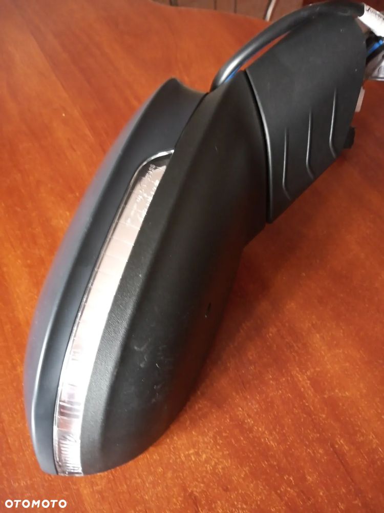 LUSTERKO VW GOLF VIII Lewe Prawe Asystent 13+3 pin - 3