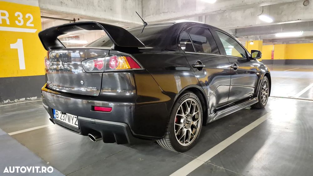 Mitsubishi Lancer Evolution - 4