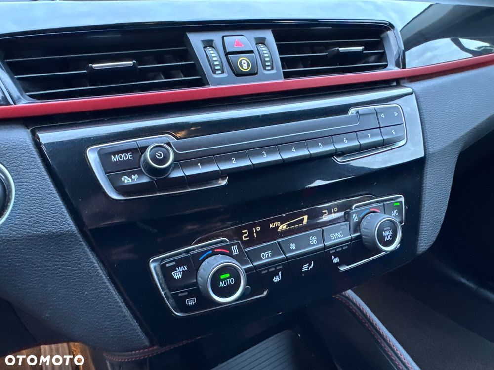BMW X1 xDrive18d Sport Line - 23