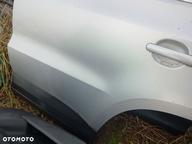 Lewe tylne drzwi Volkswagen Tiguan I 2010 LA7W - 3