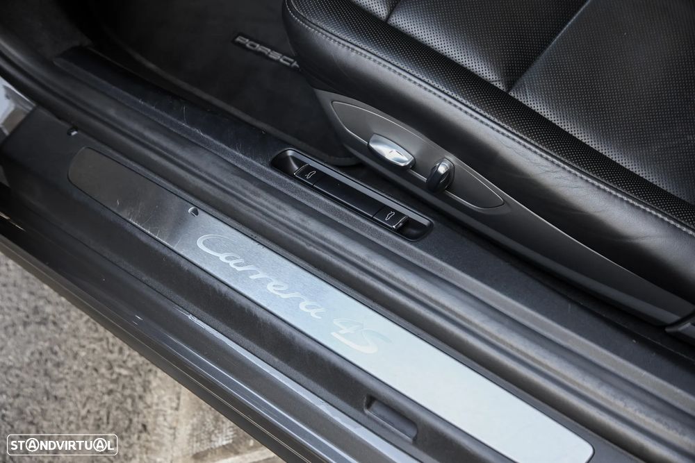 Porsche 911 (991) Carrera 4 S PDK - 16
