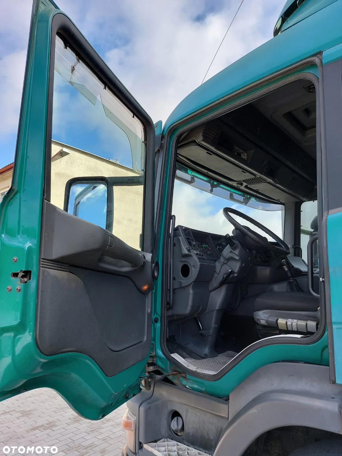 Scania 94310 - 5