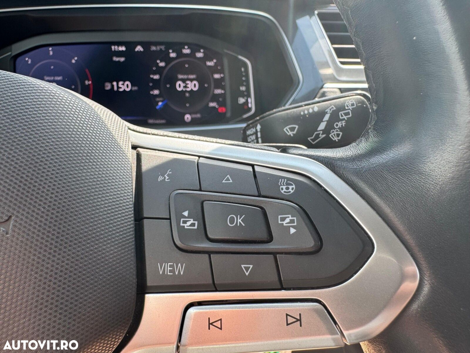 Volkswagen Tiguan - 16