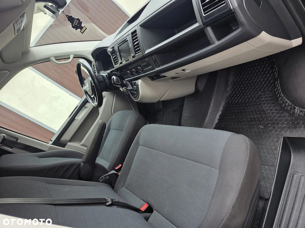 Volkswagen Transporter L1H1 DSG - 12