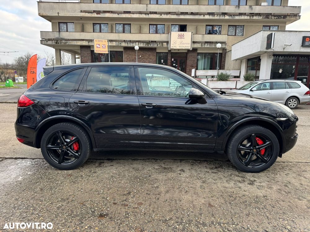 Porsche Cayenne Diesel Platinum Edition - 6