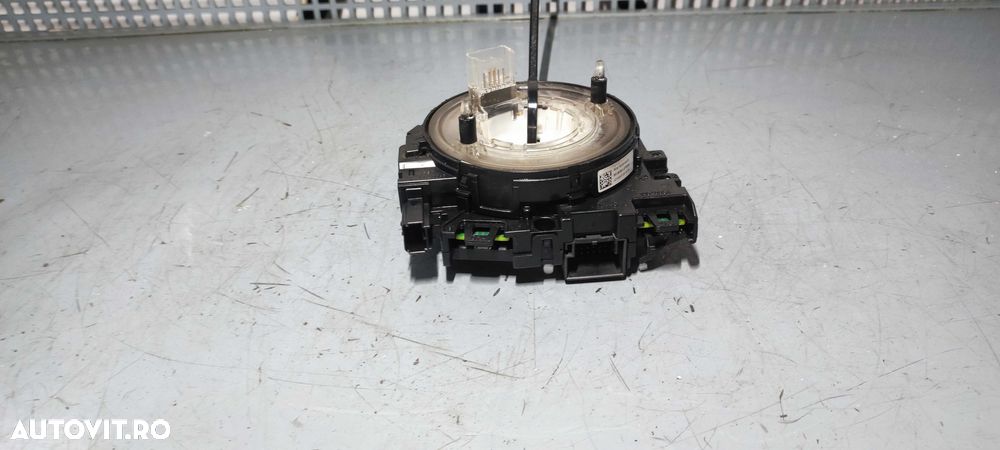 Spira volkswagen vw golf 6 break ptr volan cu padele cod 5K0953549B - 3