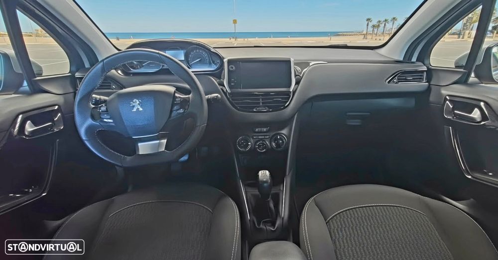 Peugeot 208 1.6 BlueHDi Active - 11
