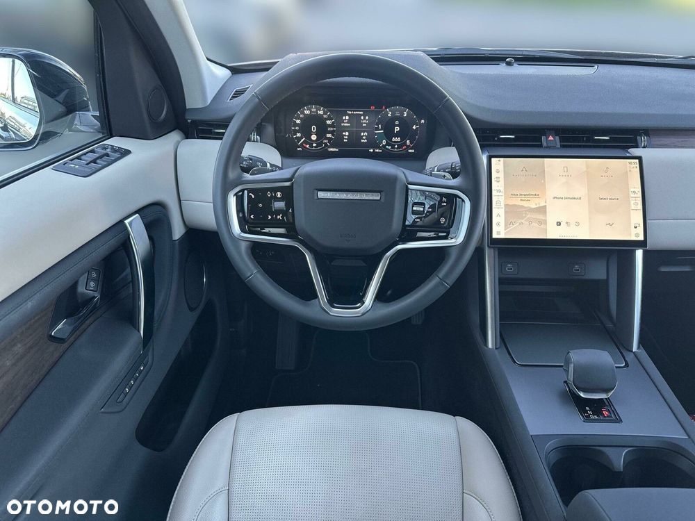 Land Rover Discovery Sport - 18