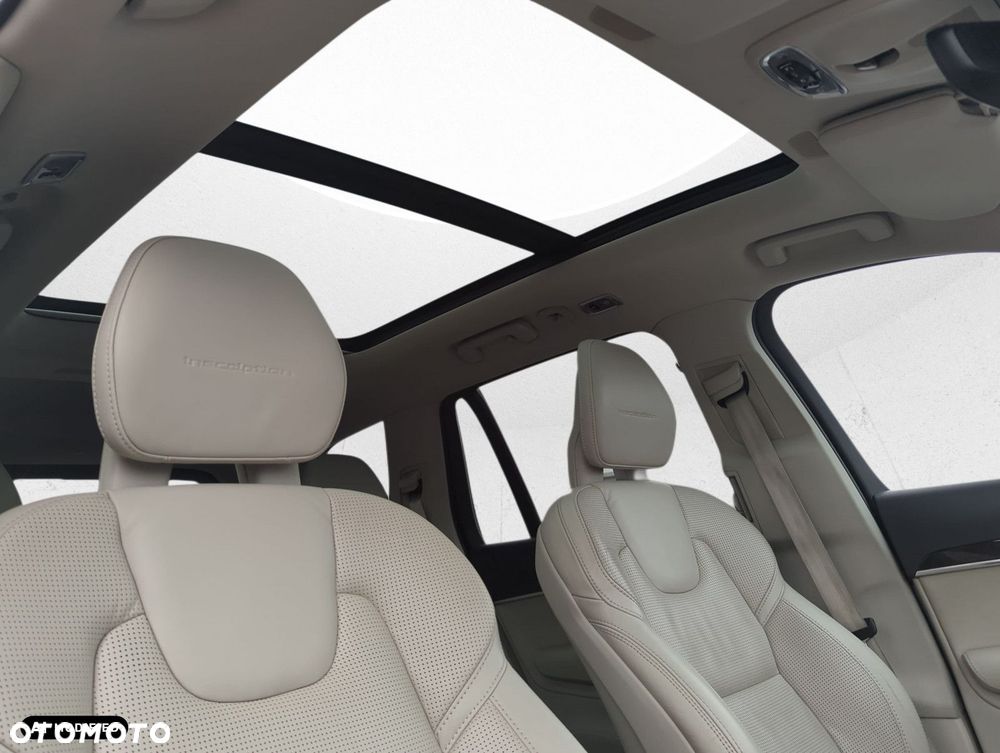 Volvo XC 90 - 29
