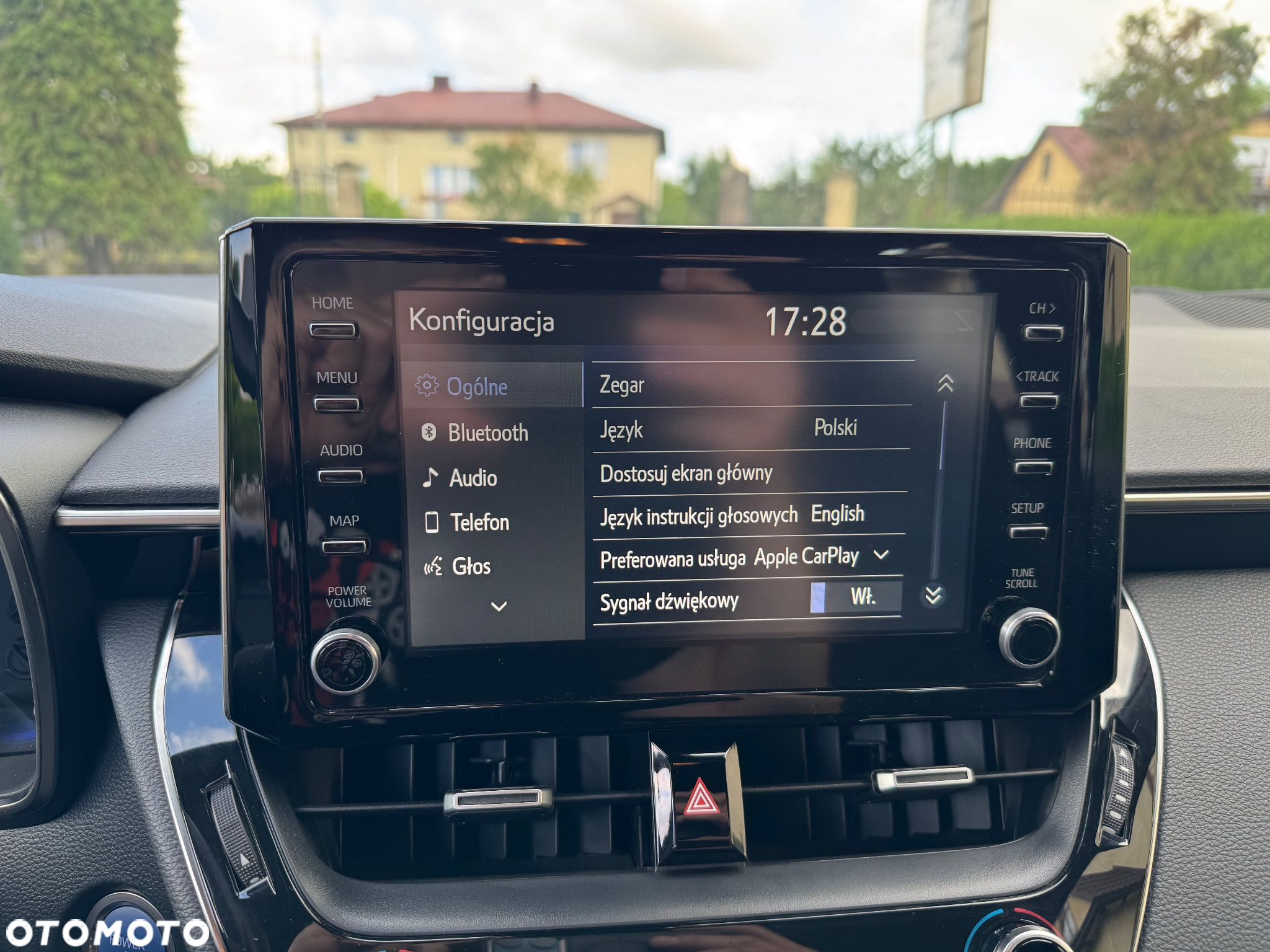 Toyota Corolla 2.0 Hybrid Comfort - 22