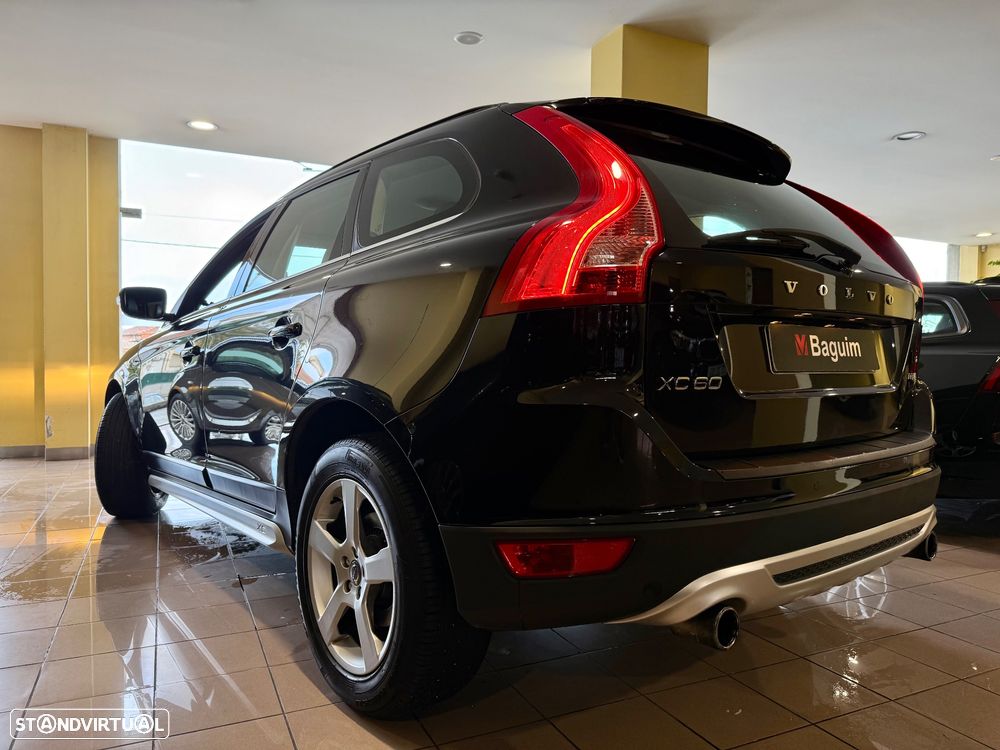 Volvo XC 60 2.0 D3 Drive R-Design - 9