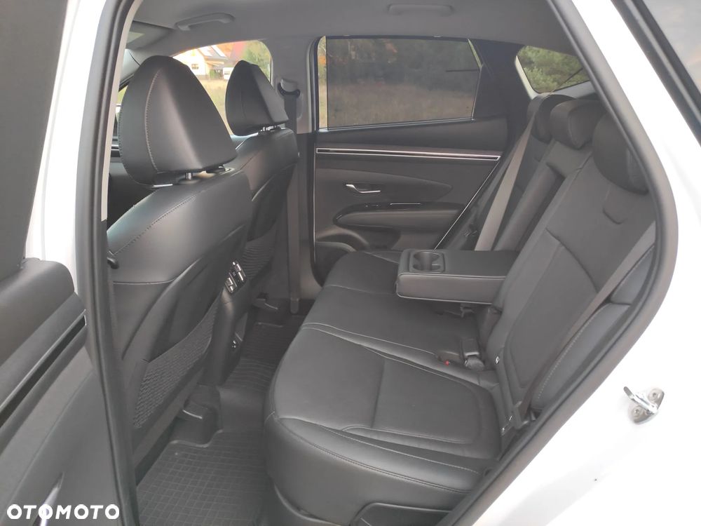 Hyundai Tucson - 25