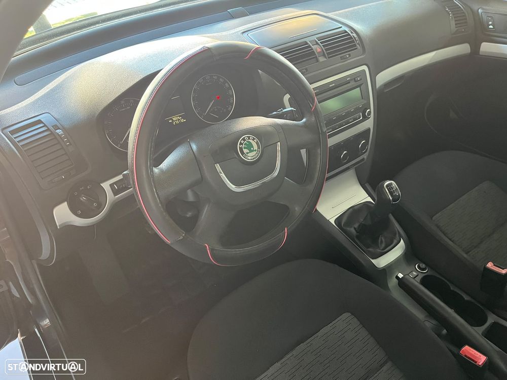Skoda Octavia 1.6 TDI Sportline Pack - 16
