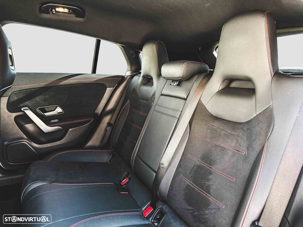 Mercedes-Benz CLA 250 e Shooting Brake AMG Line - 11