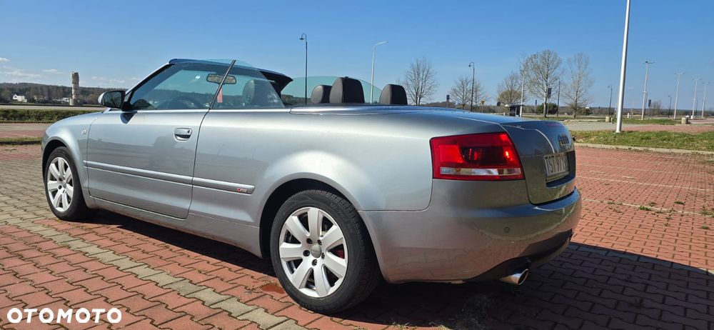 Audi A4 Cabrio 1.8 T multitronic - 6