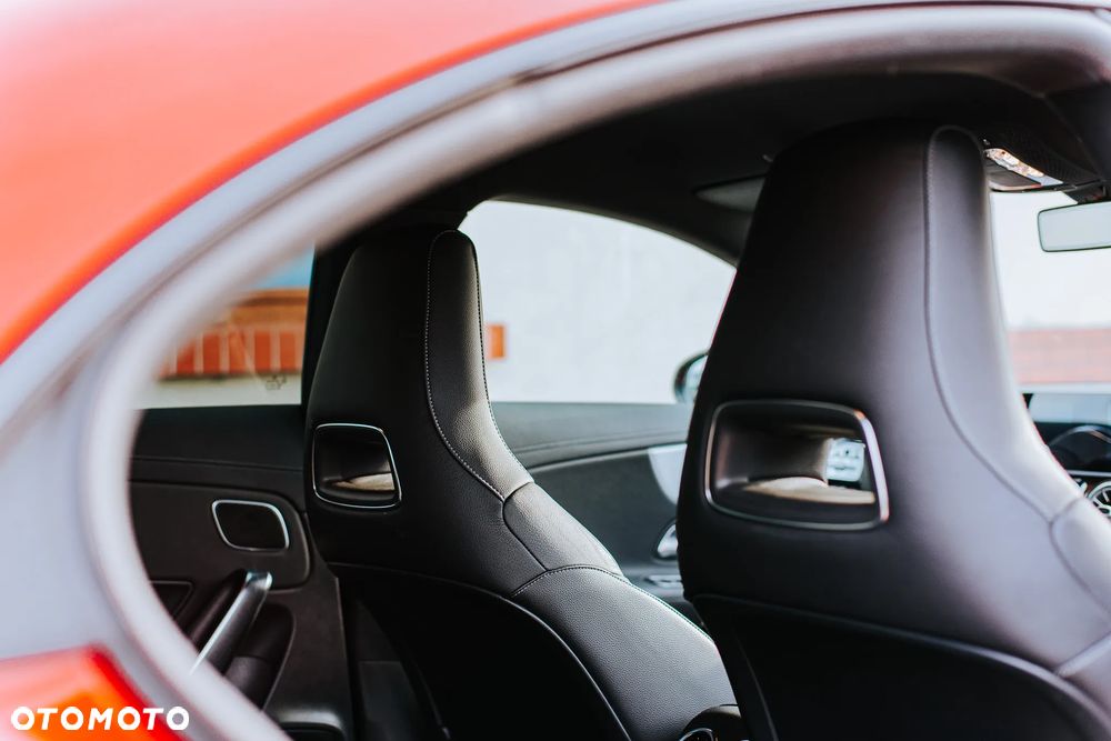 Mercedes-Benz CLA 250 4-Matic 7G-DCT - 13