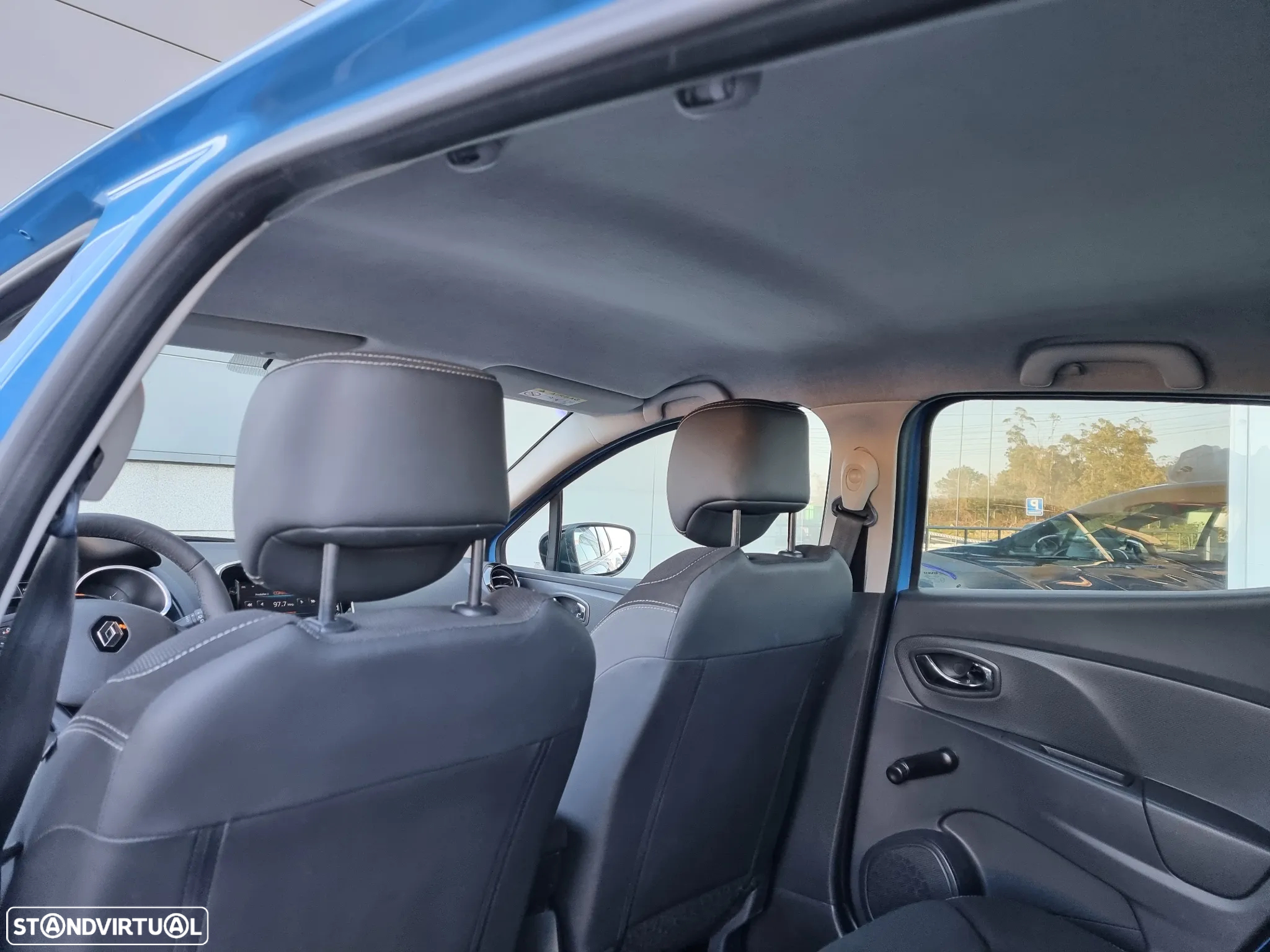 Renault Clio 1.5 dCi Dynamique S - 17