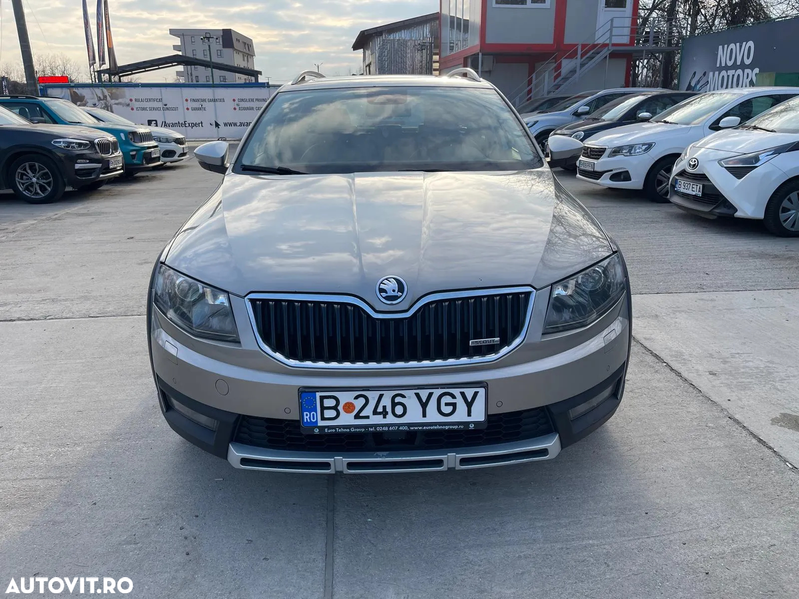 Skoda Octavia Combi Diesel 2.0 TDI 4X4 DSG Scout - 25