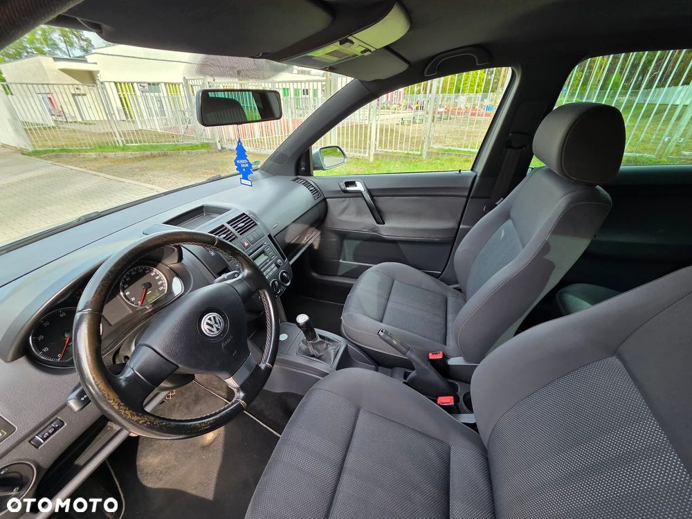 Volkswagen Polo - 15