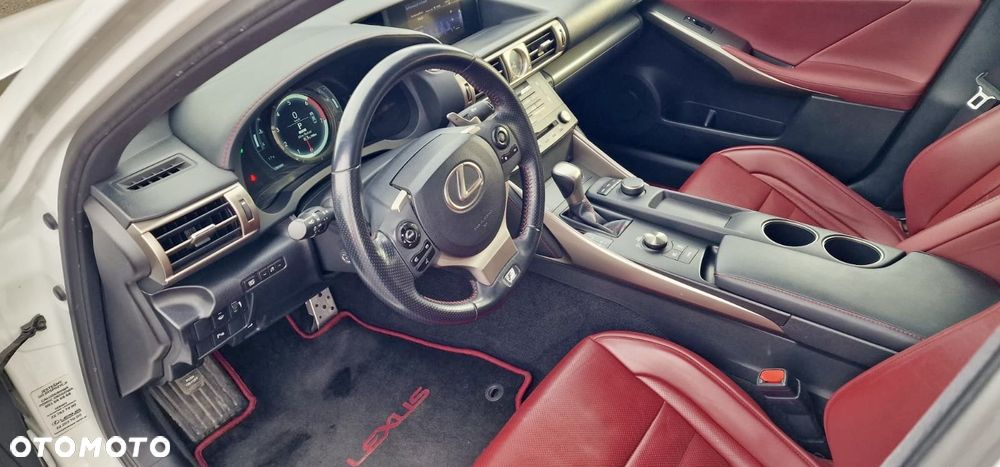 Lexus IS ver-300h-f-sport-eu6 - 7