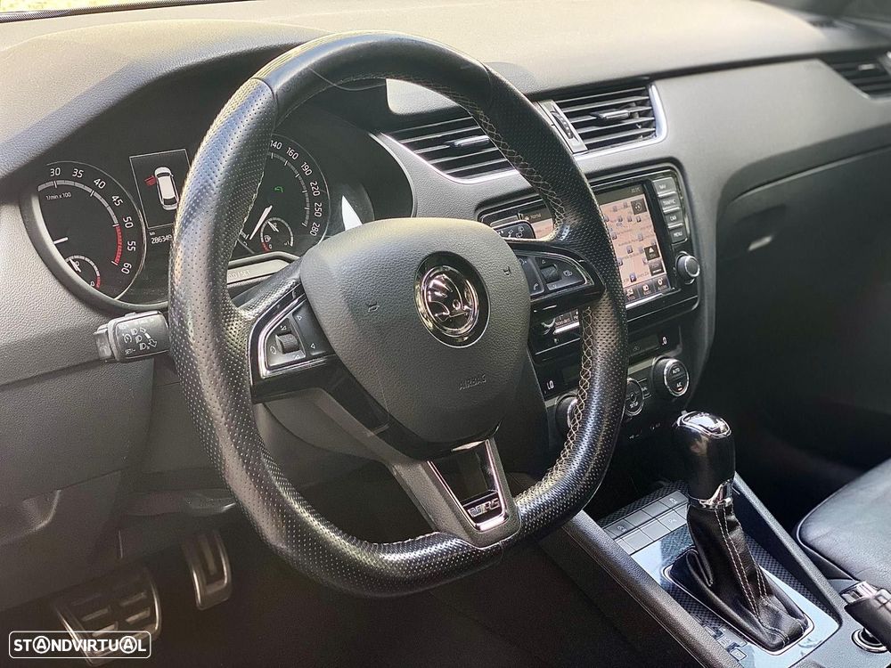 Skoda Octavia 2.0 TDI RS DSG - 17
