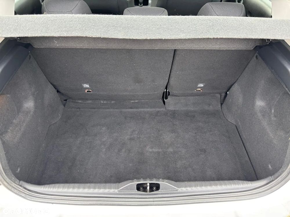 Citroën C3 Pure Tech 82 SHINE - 18