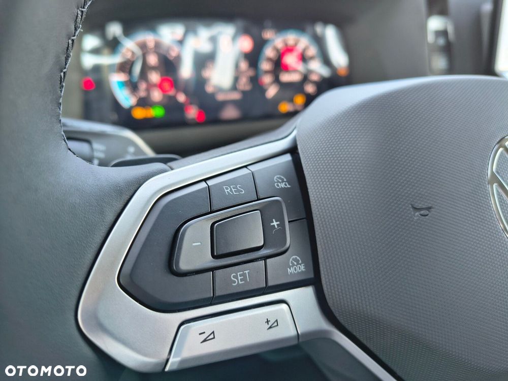 Volkswagen Crafter 35 Skrzyniowy z podwójną kabiną 4MOTION 2,0L 177 KM skrzynia automatyczna - 10