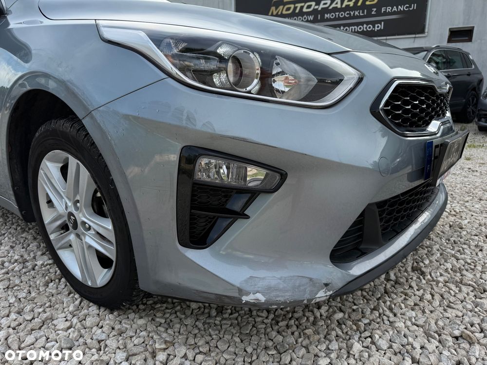 Kia Ceed - 22