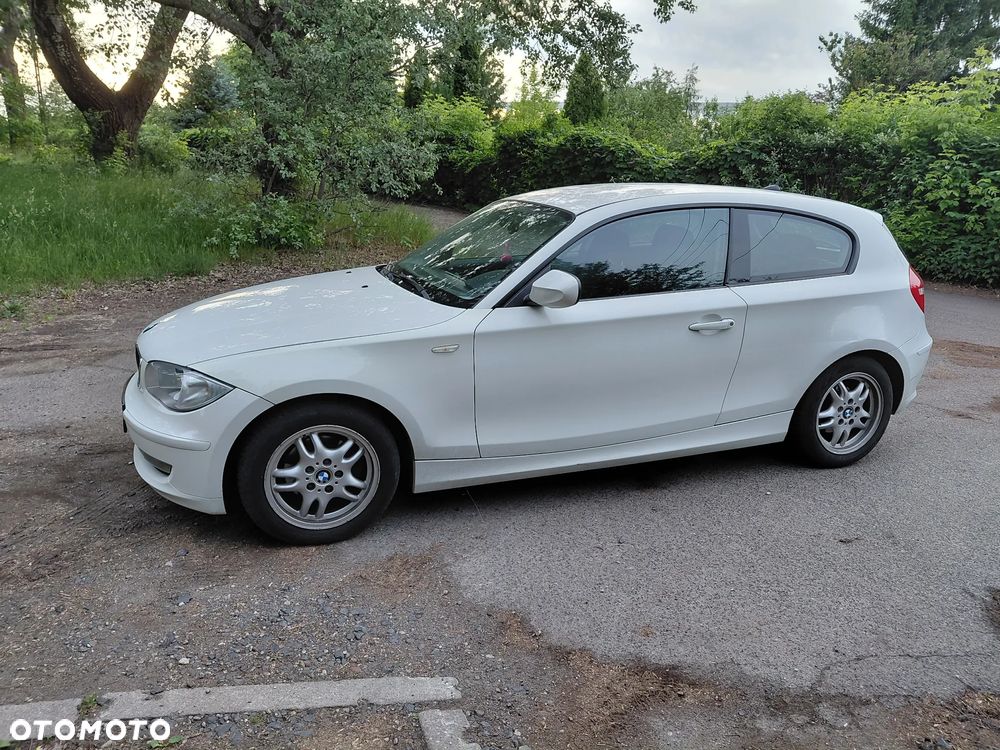 BMW Seria 1 116d - 1