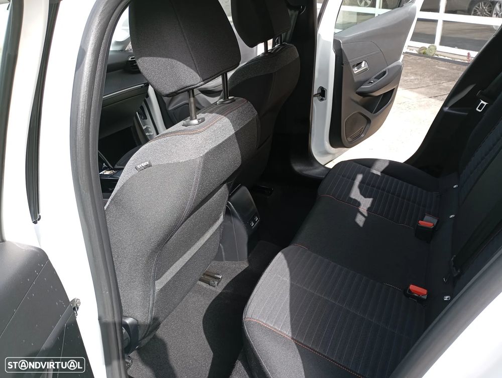 Peugeot 208 PureTech 100 EAT8 Active Pack - 13