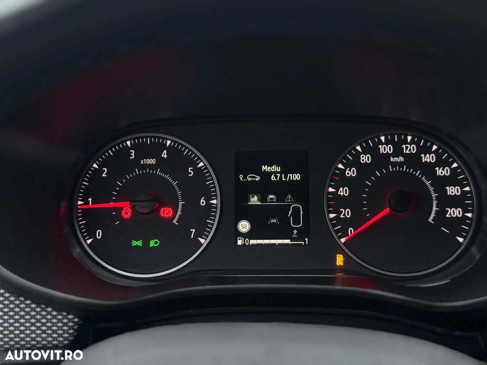 Dacia Logan TCe 90 MT6 Expression - 8