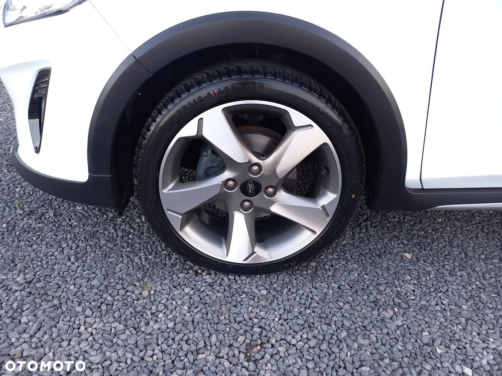 Ford Fiesta 1.0 EcoBoost S&S ACTIVE - 14