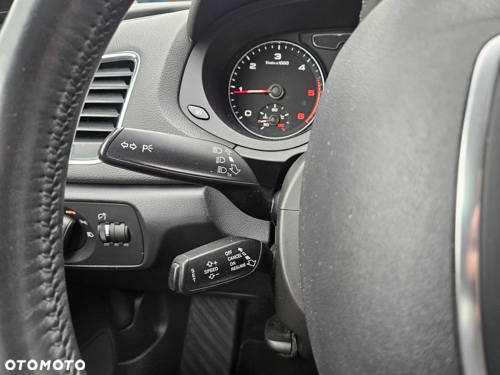 Audi Q3 2.0 TDI Design - 12