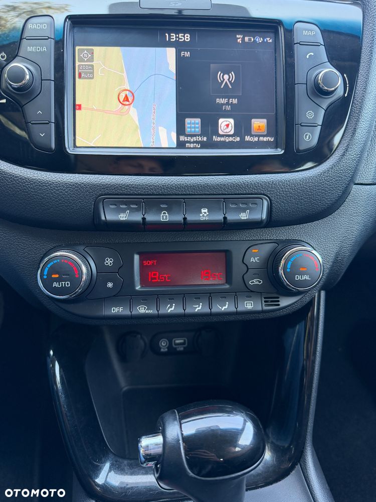 Kia Ceed - 10