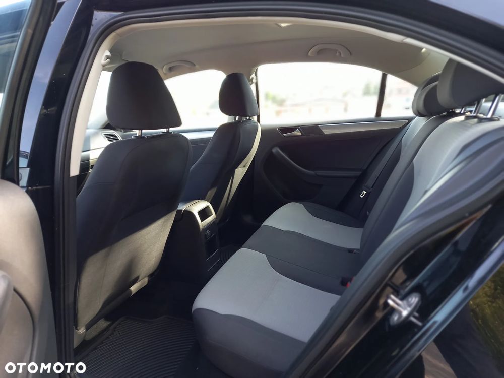 Volkswagen Jetta 1.4 TSI BMT Highline DSG - 12