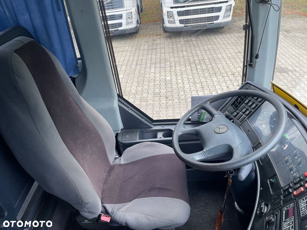 Mercedes-Benz Tourismo O 403/51 miejsc - 11