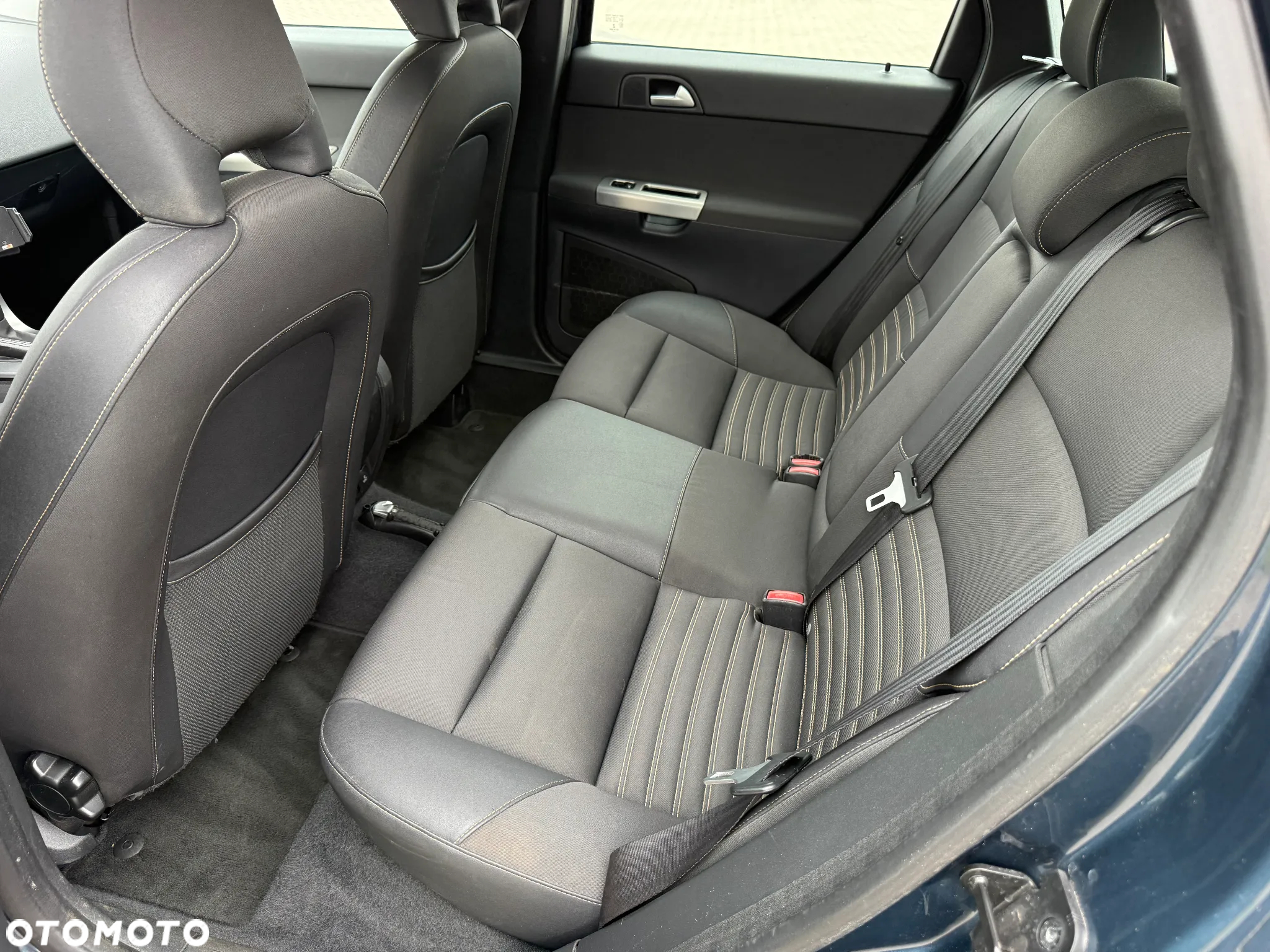 Volvo V50 - 27